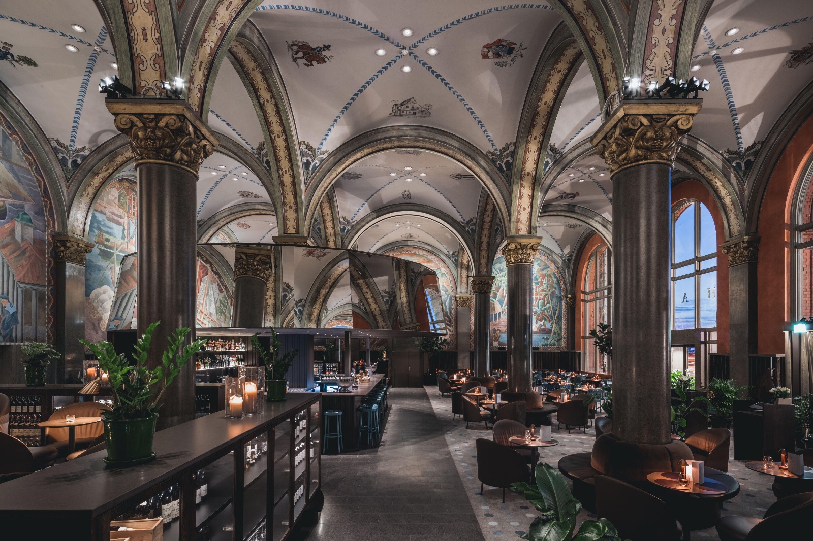 Bergen Børs Hotel & Speilbaren — photo 1 of 2