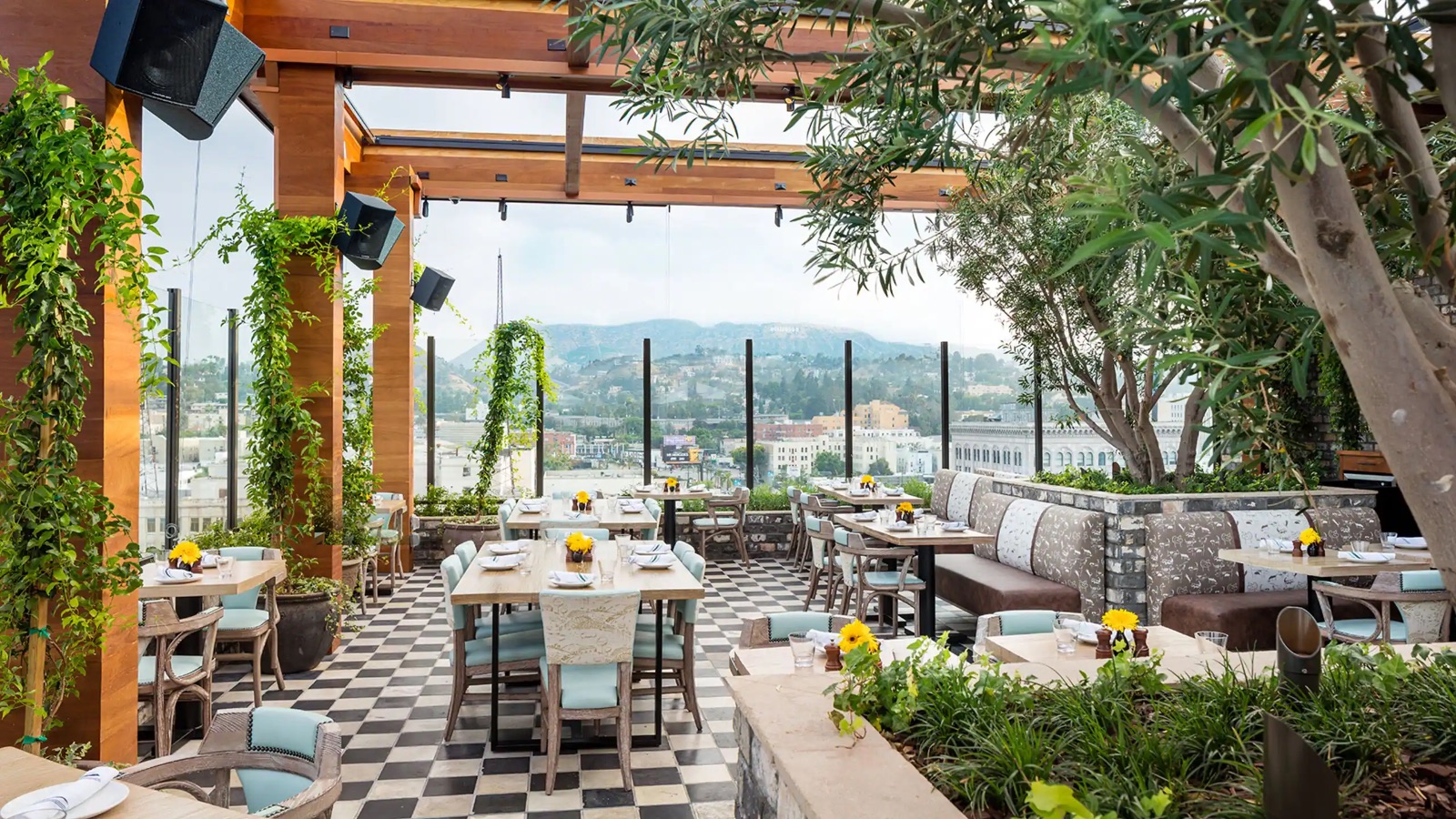 Dream Hollywood & Dream Rooftop — photo 1 of 3